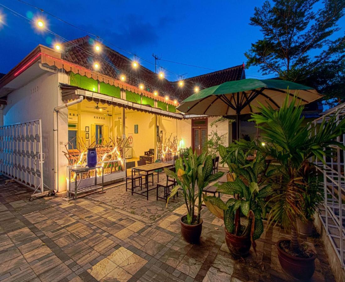 D'Talent Hotel 日惹 外观 照片