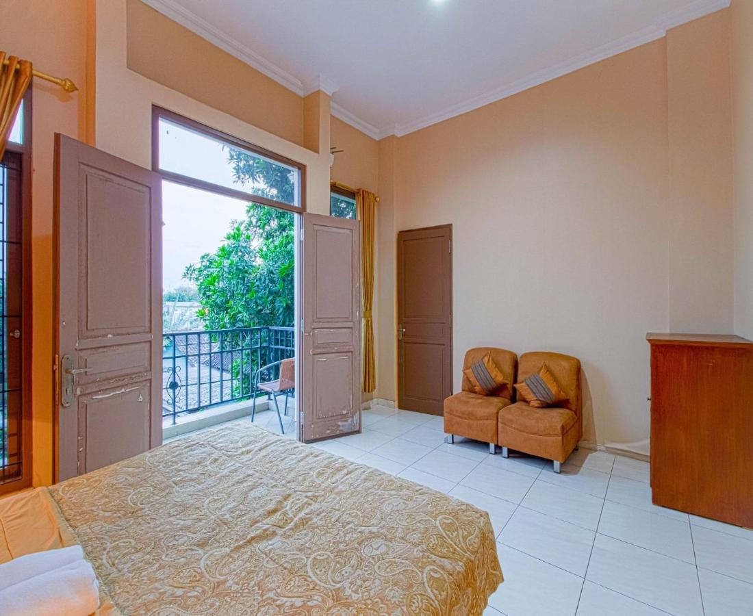 D'Talent Hotel 日惹 外观 照片