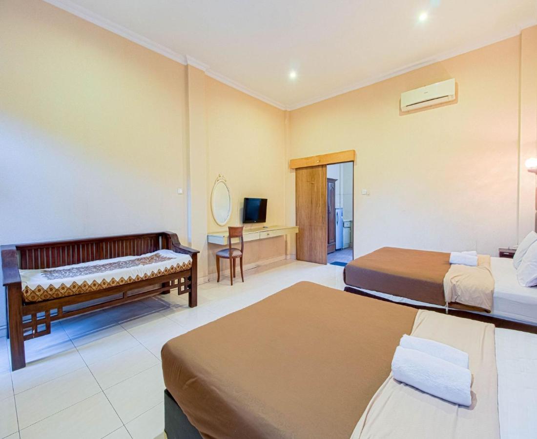 D'Talent Hotel 日惹 外观 照片