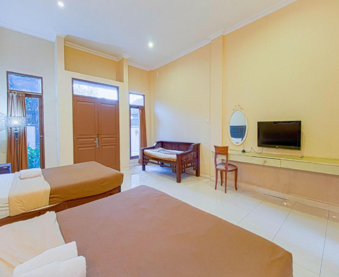 D'Talent Hotel 日惹 外观 照片